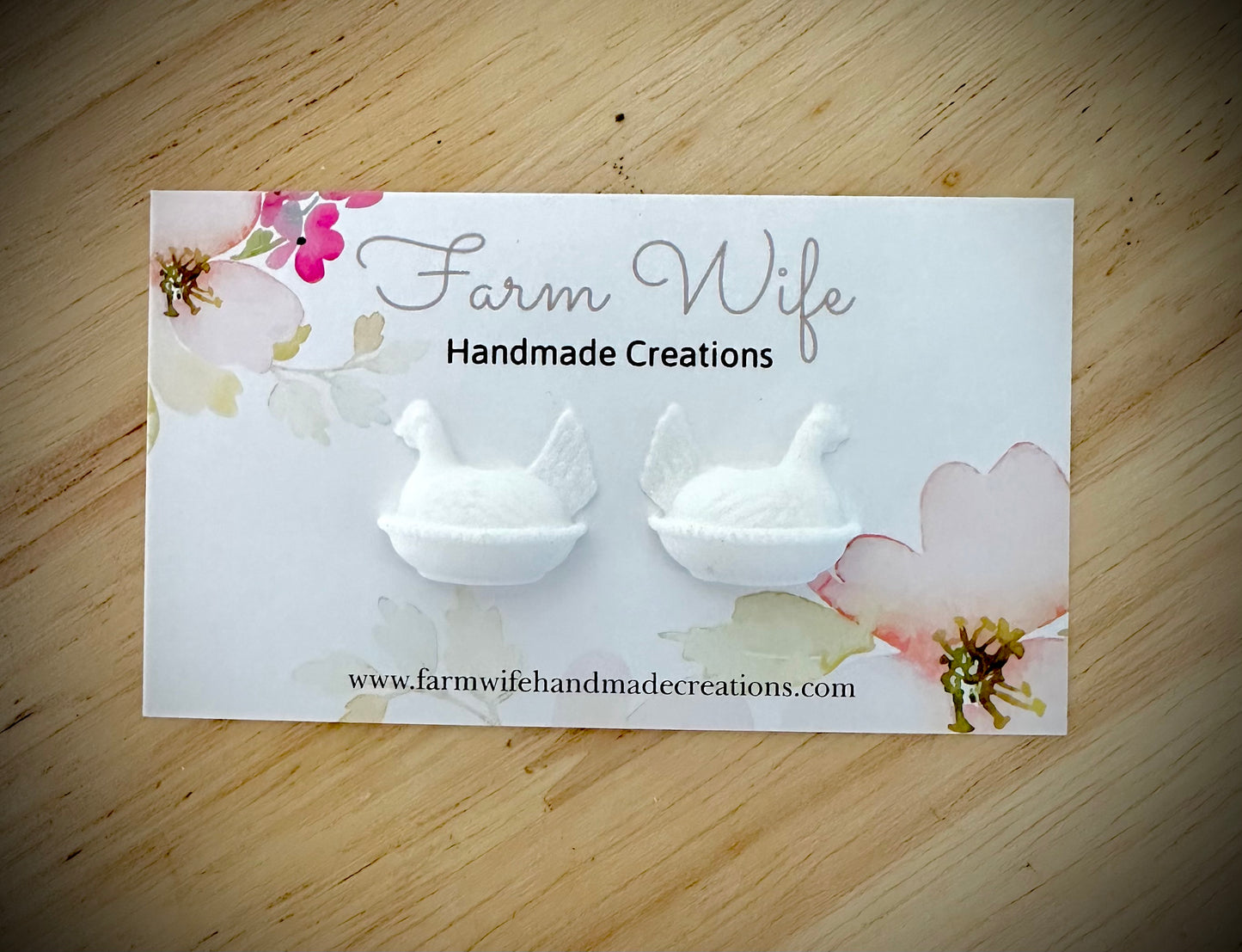 Hen on nest studs (3D printed)