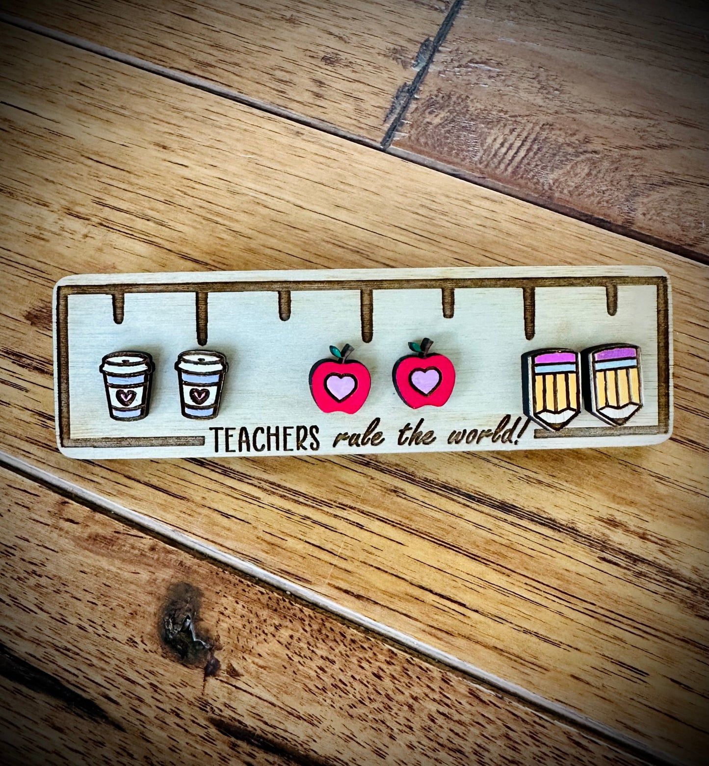 Ruler set of earrings