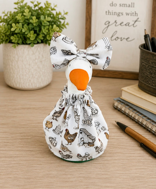 Desk goose chicken house dress and bow