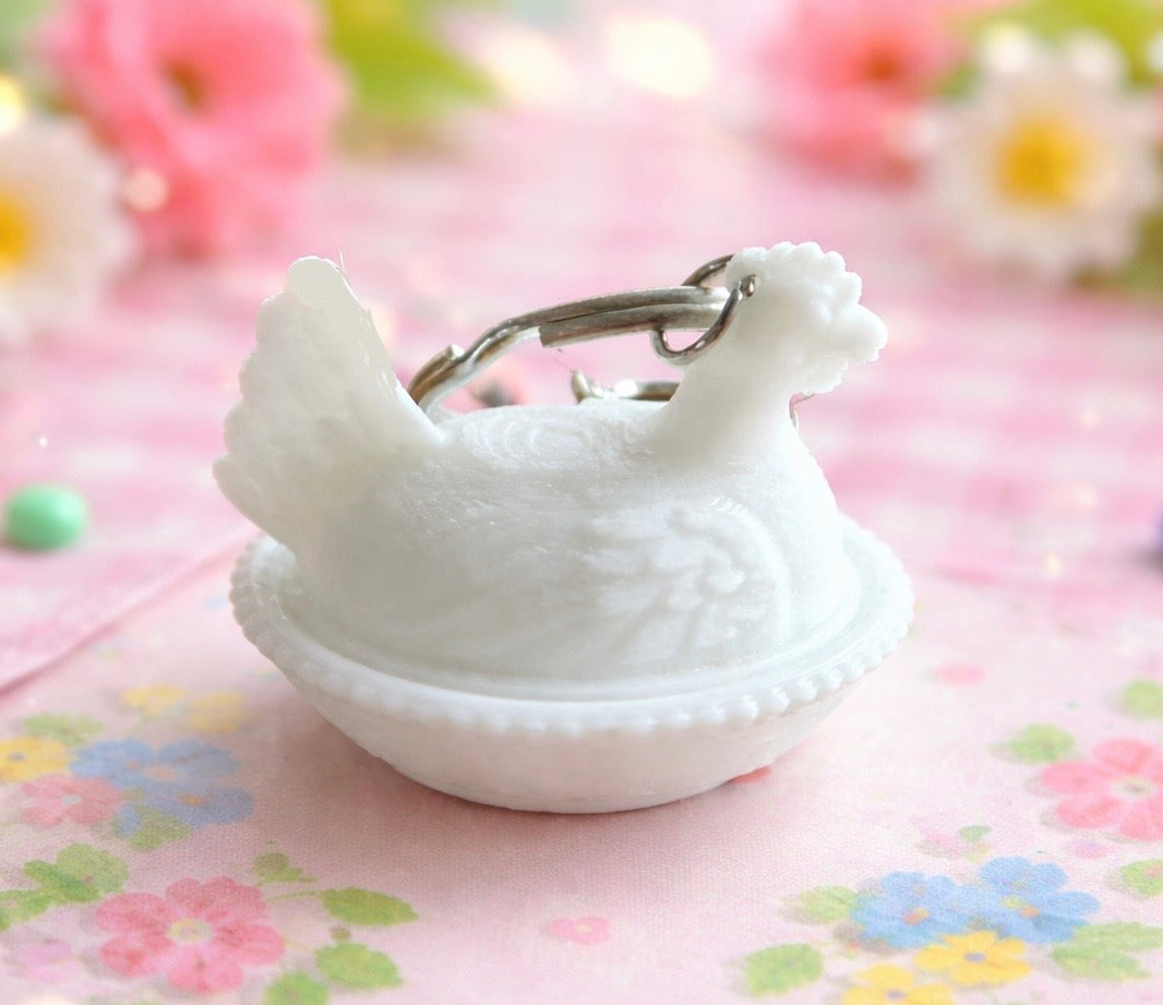 Nesting hen keychain
