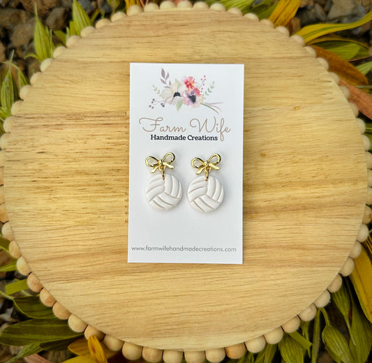 Volleyball with a bow