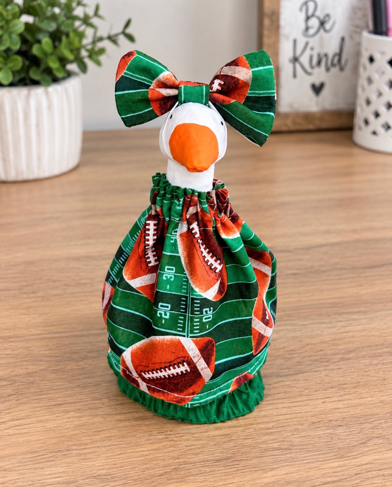 Desk goose football outfit