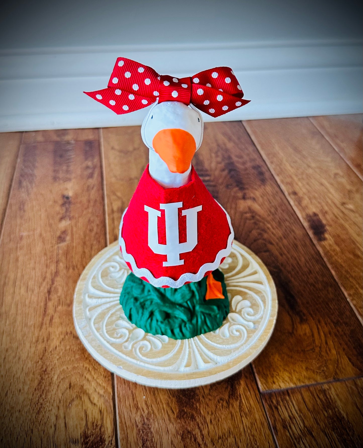 IU desk goose outfit (goose not included)