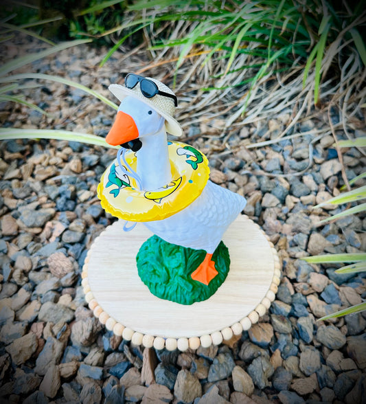 Desk goose pool time