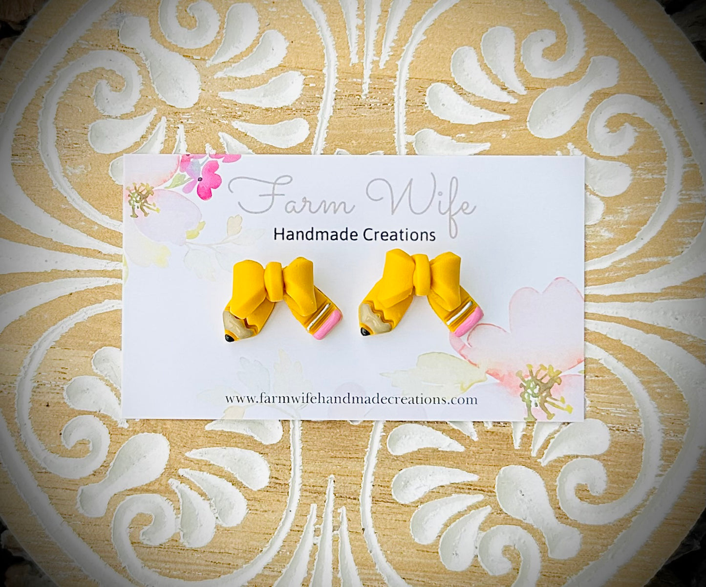 Pencil bows